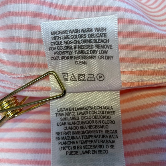 EUC Liz Claiborne 3/4 sleeve button down top - Picture 8 of 10